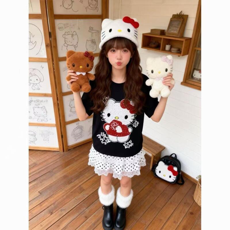 Cute Short-Sleeved Hello Kitty - Embroidery Shirt 评论和价格