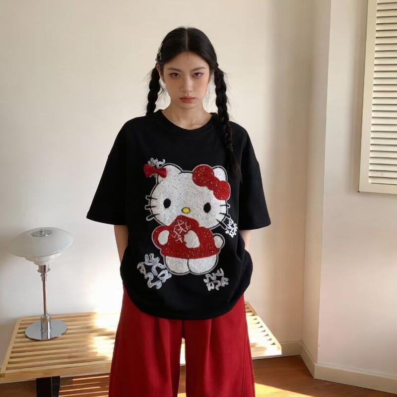 Cute Short-Sleeved Hello Kitty - Embroidery Shirt 评论和价格